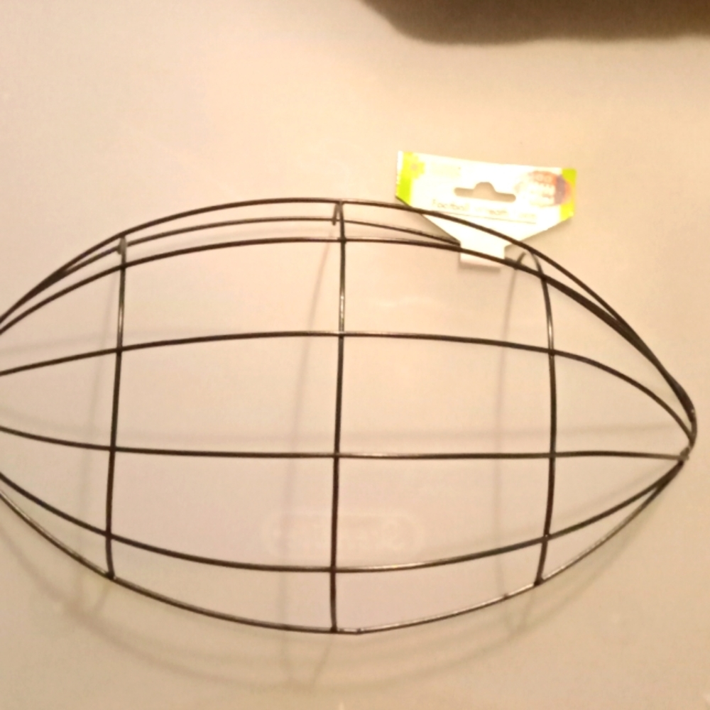 2 Football Wreath Form